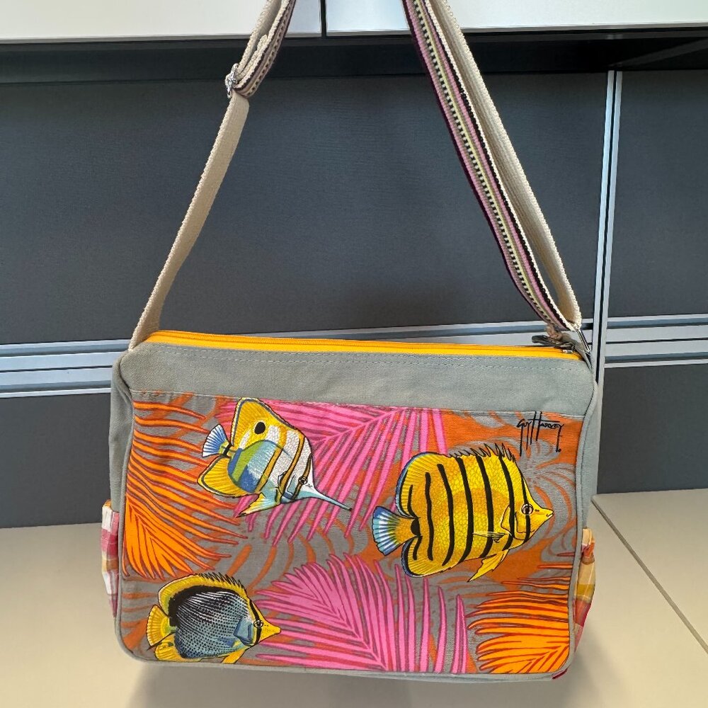 *LIGHTLY LOVED* Sun N' Sand Guy Harvey Messenger Bag Gray
